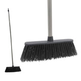 Escoba de Cerdas Duras con Palo de Madera Forrado Negra